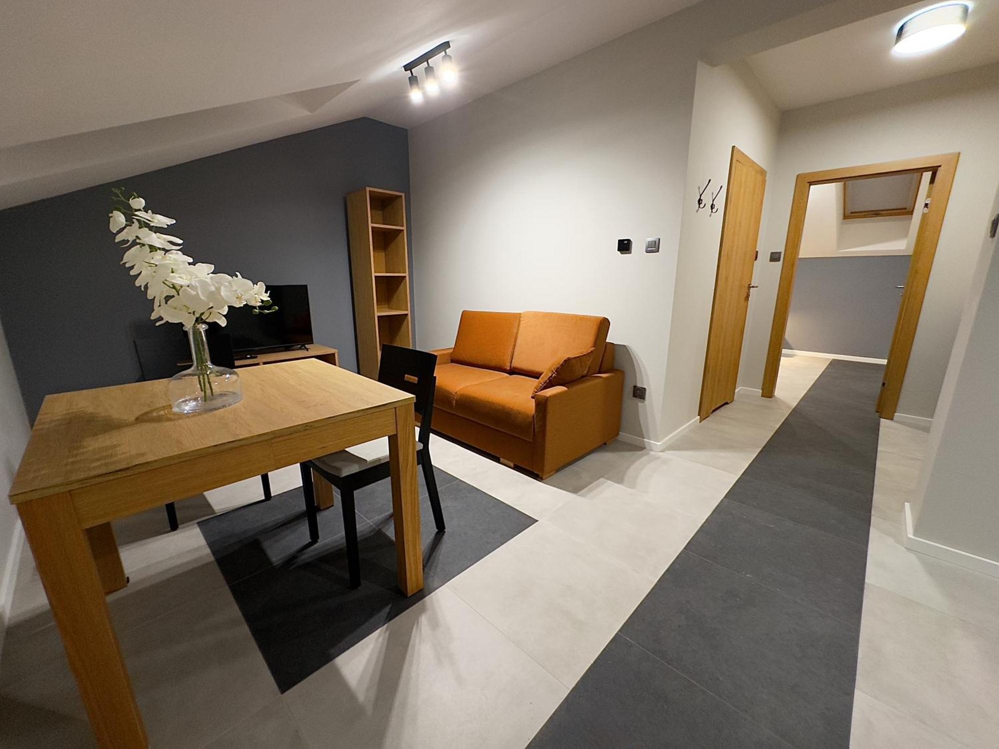 N, Trabki Apartment *